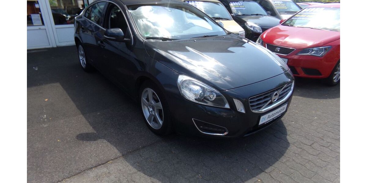 Volvo S60 139.014 km 7.995 &euro; Bad Honnef 53604