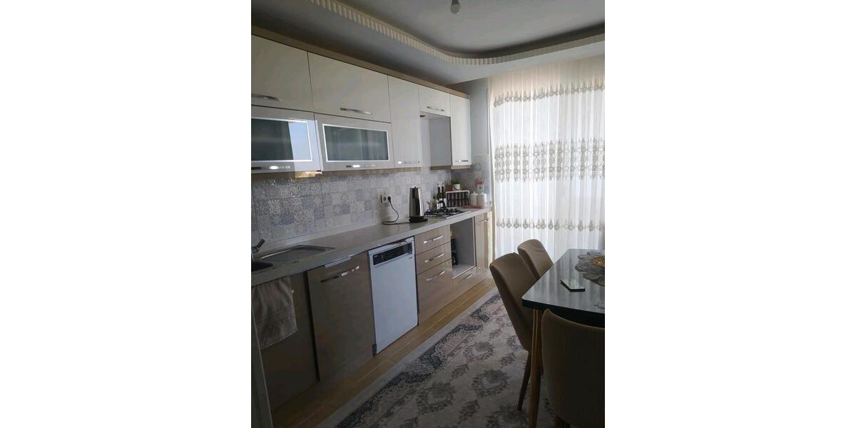 Etagenwohnung Höhr-Grenzhausen Grenzhausen - 4 Zimmer, 130 m&sup2;, 150.000&euro; | Angebot:24126797