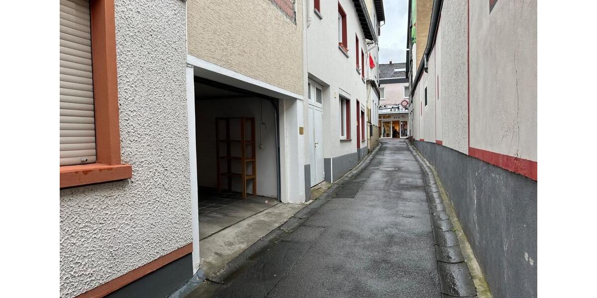 Etagenwohnung Boppard - 1 Zimmer, 12 m&sup2;, 300&euro; | Angebot:25942875