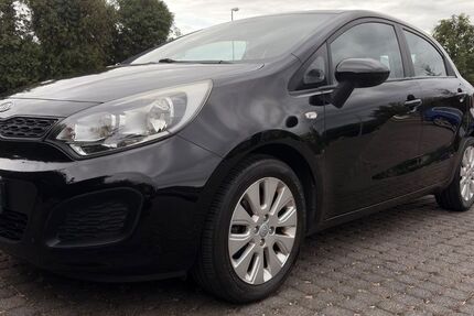 Kia Rio 94.000 km 5.990 &euro; Mayen 56727