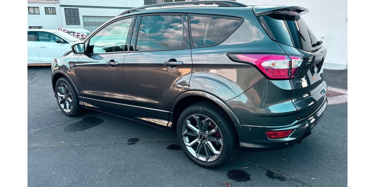 Ford Kuga 55.500 km 21.499 &euro; Bad-Breisig 53498