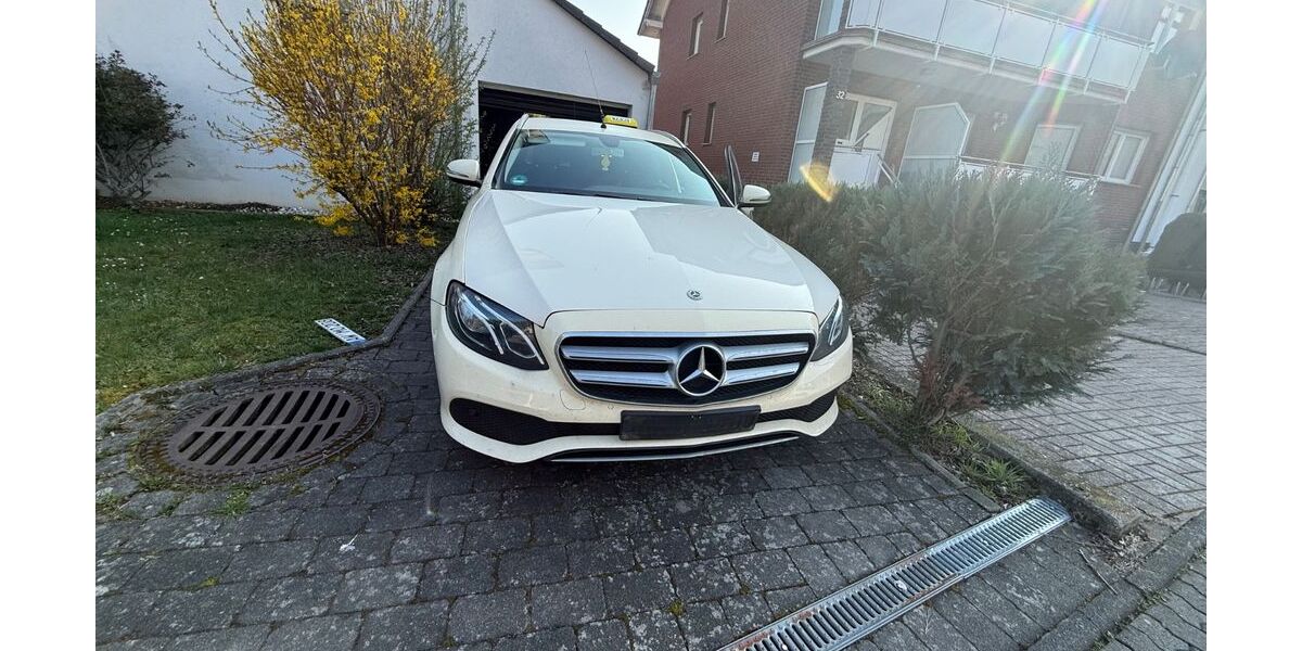 Mercedes-Benz E 200 358.000 km 11.990 &euro; Sinzig 53489