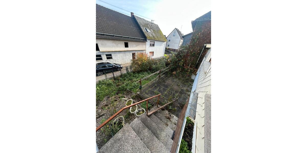 Mehrfamilienhaus, Wohnhaus Steimel - 13 Zimmer, 265 m&sup2;, 1.350&euro; | Angebot:26656497