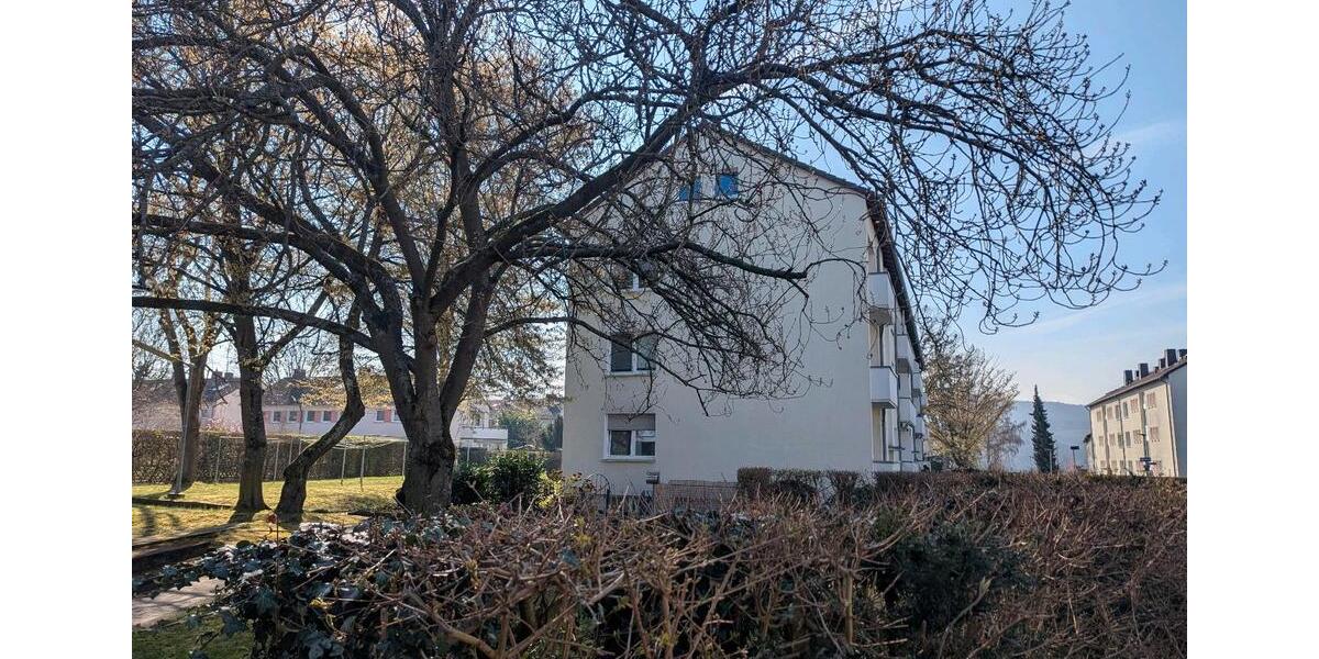 Dachgeschoßwohnung Koblenz Karthause - 1.5 Zimmer, 35 m&sup2;, 620&euro; | Angebot:25840024