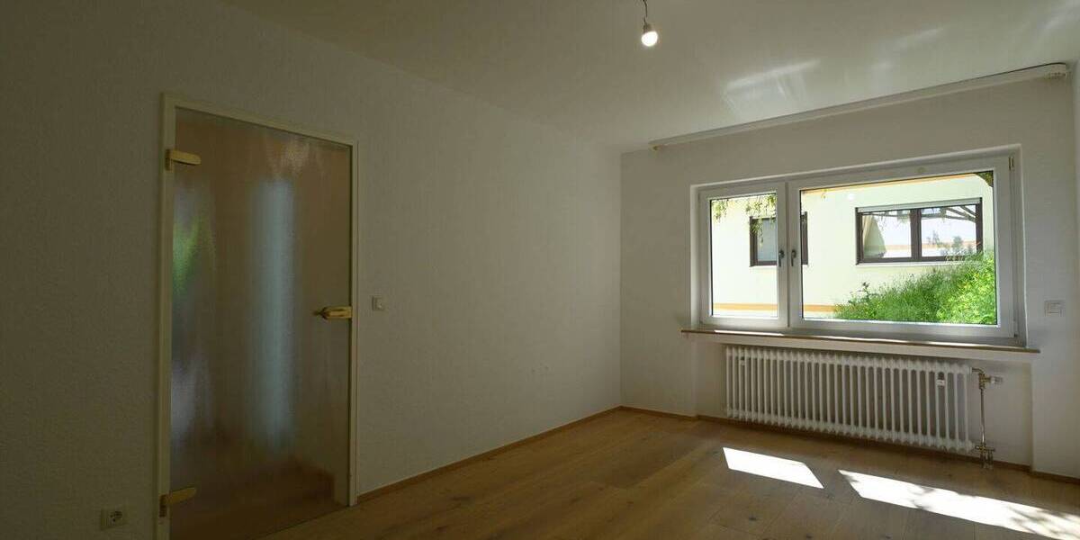 Einfamilienhaus Lahnstein Lahnstein auf der Höhe - 4 Zimmer, 135 m&sup2;, 1.350&euro; | Angebot:26544097