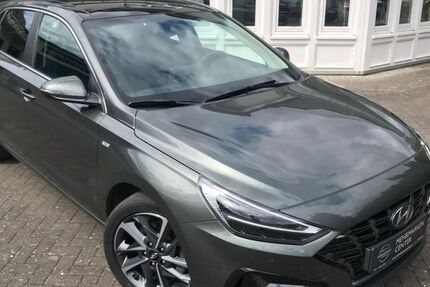 Hyundai i30 16.031 km 23.490 &euro; Oberlahr 57641