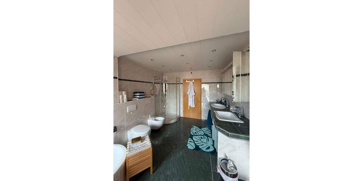 Mehrfamilienhaus, Wohnhaus Kruft - 1 Zimmer, 280 m&sup2;, 595.000&euro; | Angebot:25739091