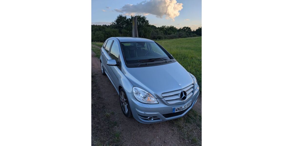 Mercedes-Benz B 200 213.000 km 4.200 &euro; Ettringen 56729