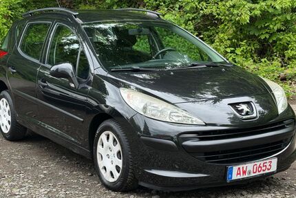 Peugeot 207 138.000 km 2.799 &euro; Bad Breisig 53498
