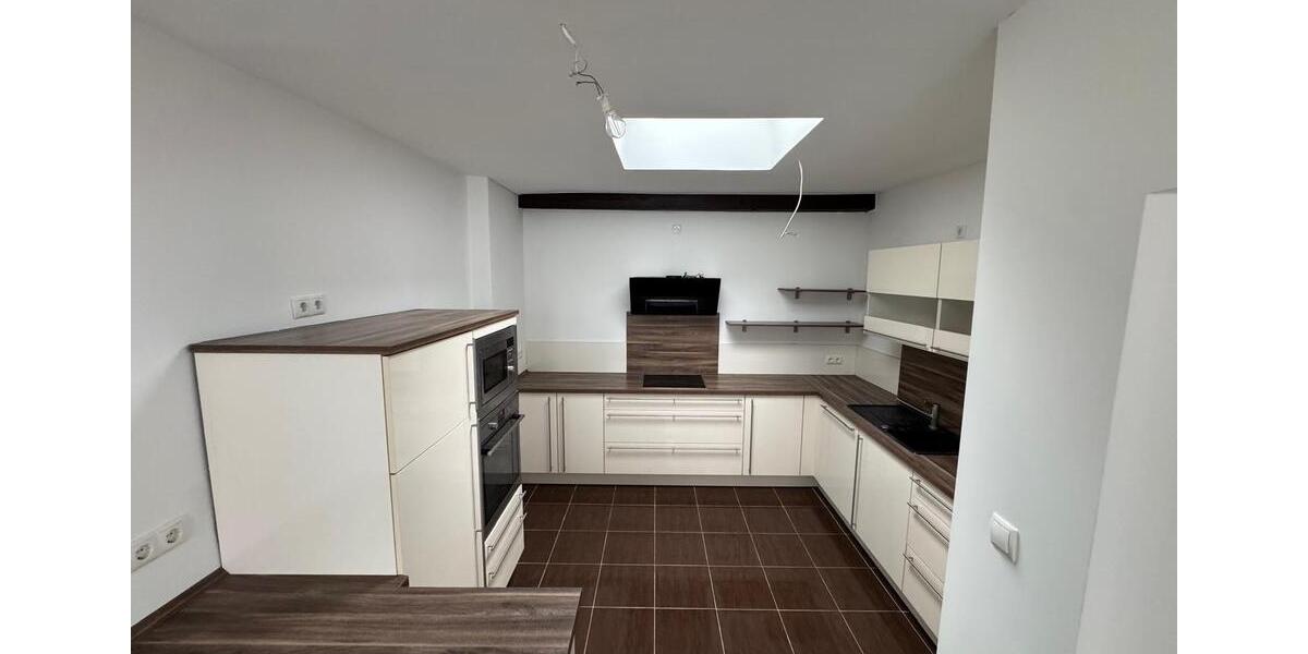 Etagenwohnung Bad Hönningen - 5.5 Zimmer, 150 m&sup2;, 1.300&euro; | Angebot:25844340