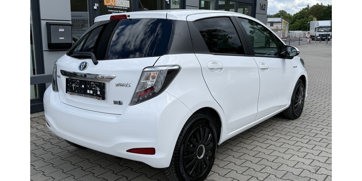 Toyota Yaris Comfort Hybrid 71.500 km 10.990 &euro; Koblenz 56070
