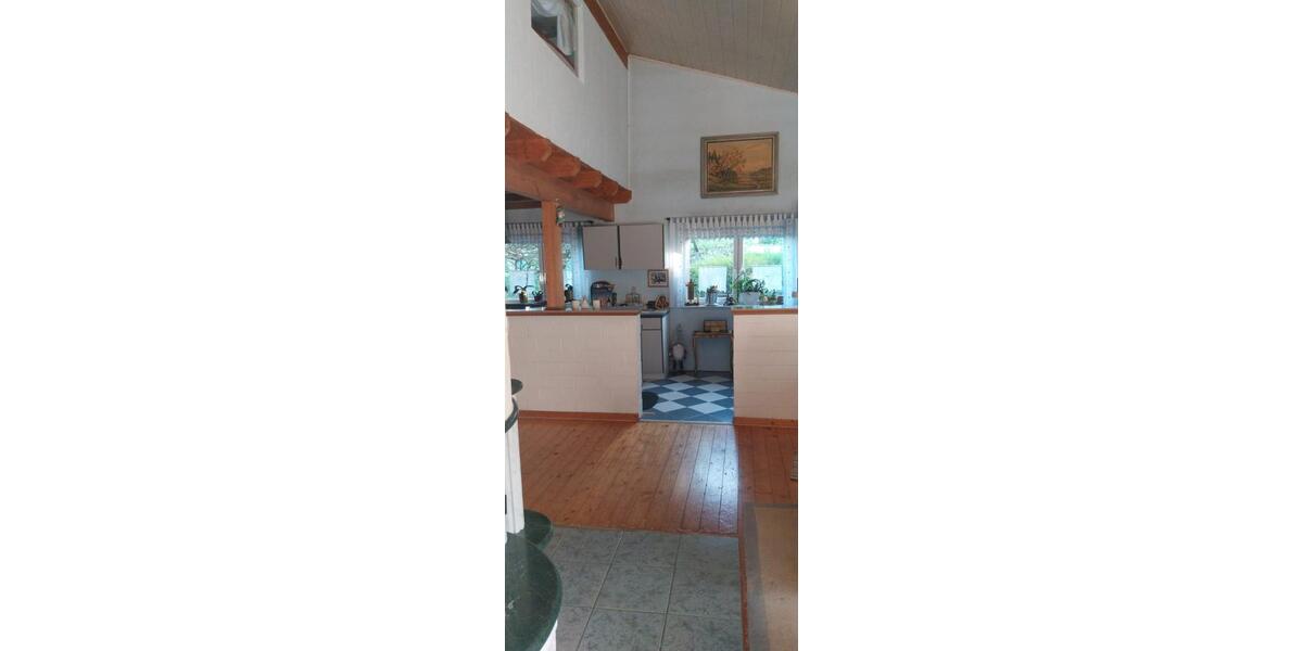 Einfamilienhaus Windhagen - 7 Zimmer, 390 m&sup2;, 695.000&euro; | Angebot:25893396