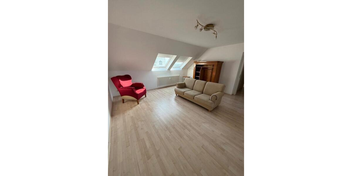 Dachgeschoßwohnung Koblenz - 4 Zimmer, 105 m&sup2;, 1.300&euro; | Angebot:25918961