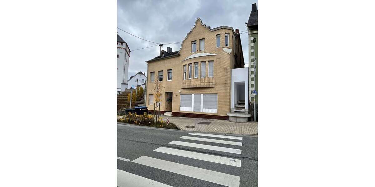 Einfamilienhaus Weißenthurm - 12 Zimmer, 348 m&sup2;, 459.000&euro; | Angebot:20198223
