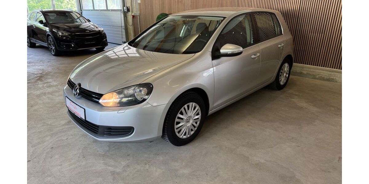 VW Golf 143.725 km 5.299 &euro; Horhausen 56593