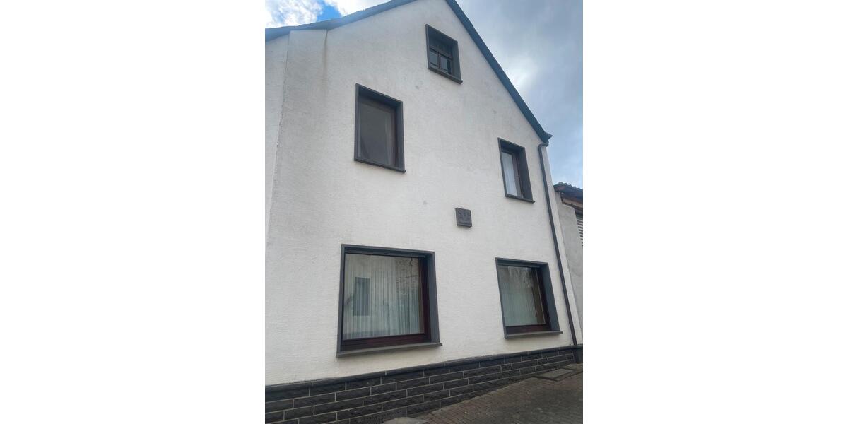 Bauernhaus, Landhaus Polch - 6 Zimmer, 120 m&sup2;, 140.000&euro; | Angebot:25286846