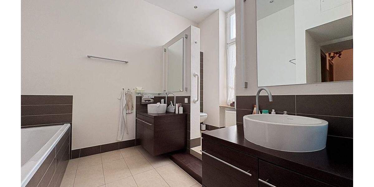 Terrassenwohnung Bad Neuenahr-Ahrweiler Bad Neuenahr - 4 Zimmer, 150 m&sup2;, 1.390&euro; | Angebot:25695615