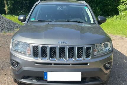 Jeep Compass 102.000 km 9.800 &euro; Windhagen 53578