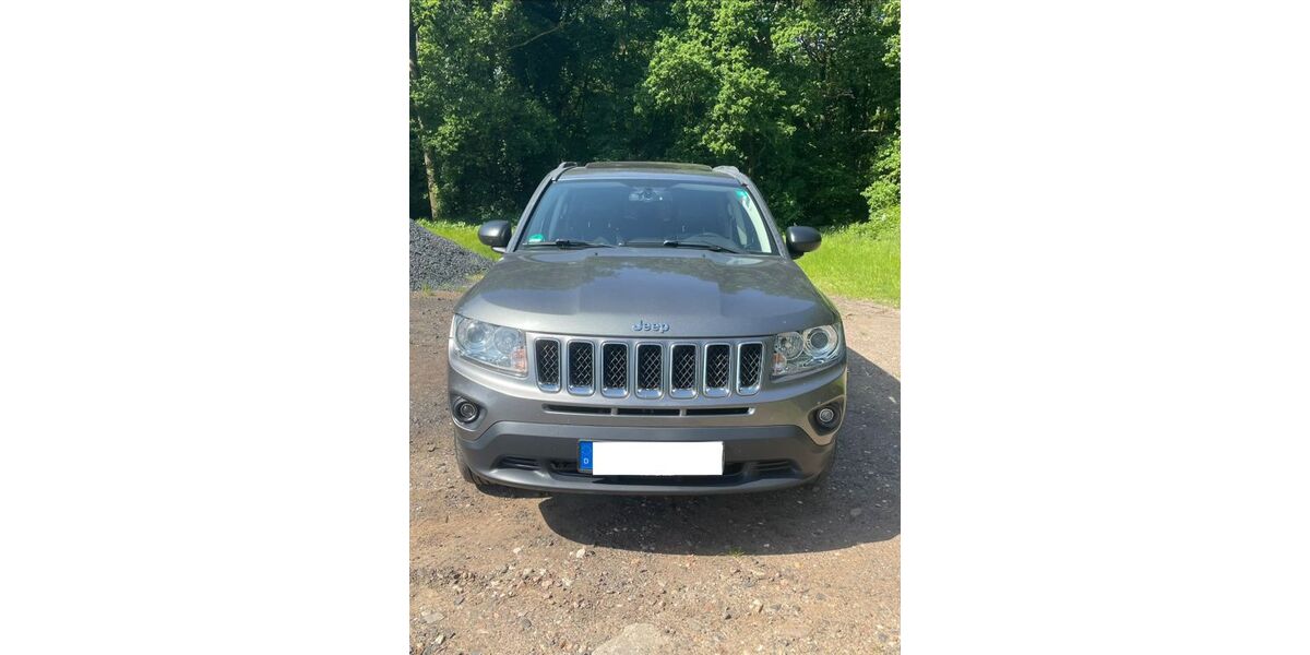 Jeep Compass 102.000 km 9.800 &euro; Windhagen 53578