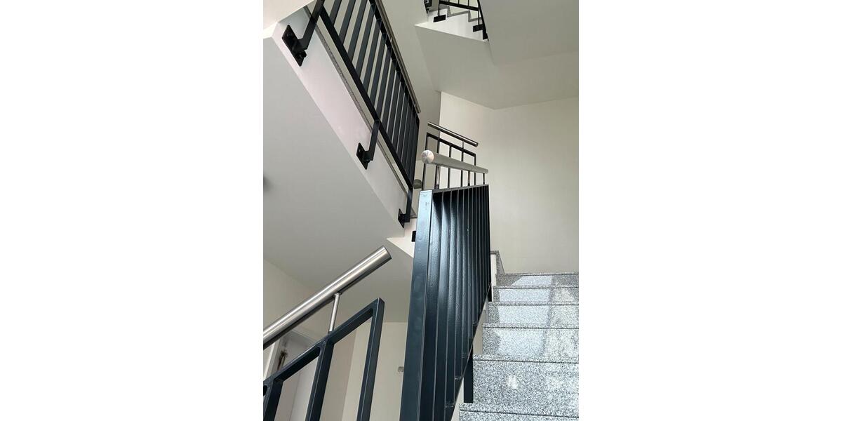 Etagenwohnung Waldbreitbach - 3 Zimmer, 100 m&sup2;, 950&euro; | Angebot:25712119