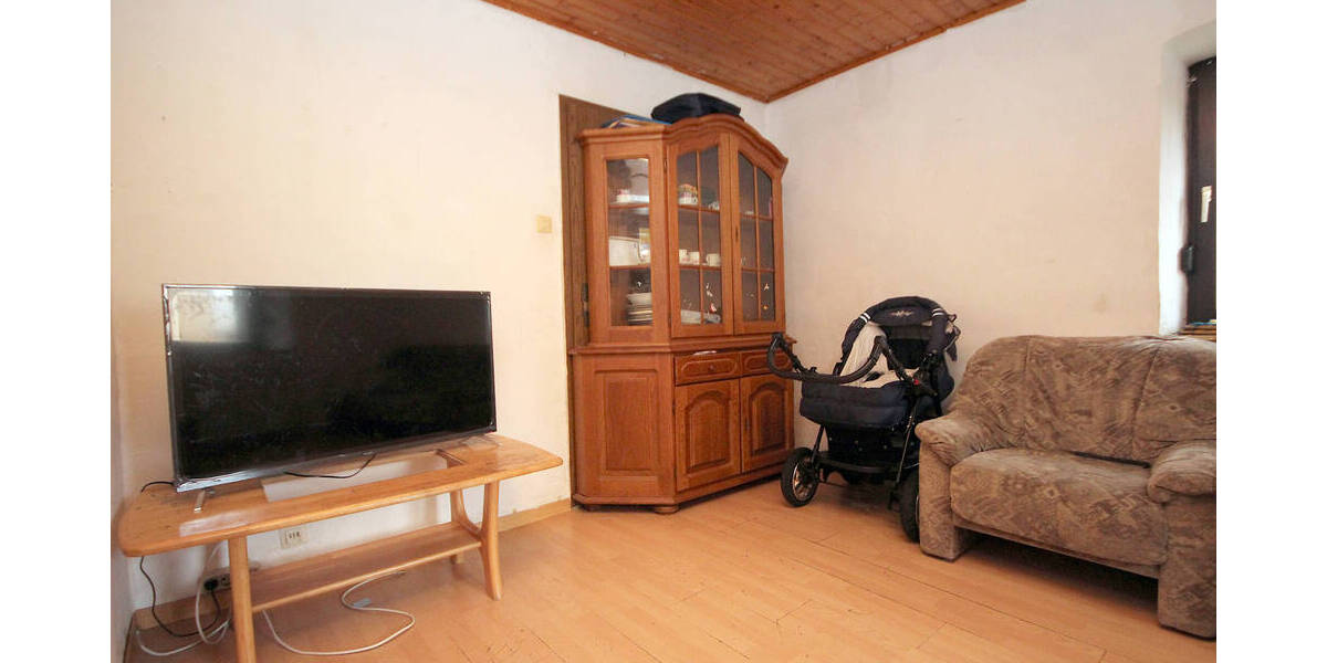 Mehrfamilienhaus, Wohnhaus Langenfeld - 5 Zimmer, 100 m&sup2;, 69.000&euro; | Angebot:25702339