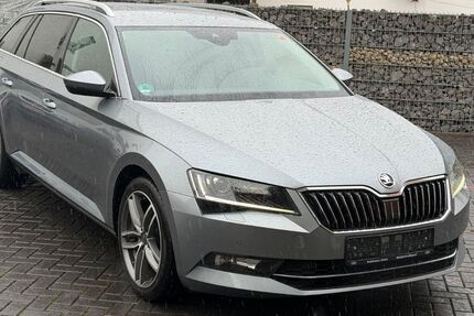 Skoda Superb 128.000 km 15.999 &euro; Bad Breisig 53498