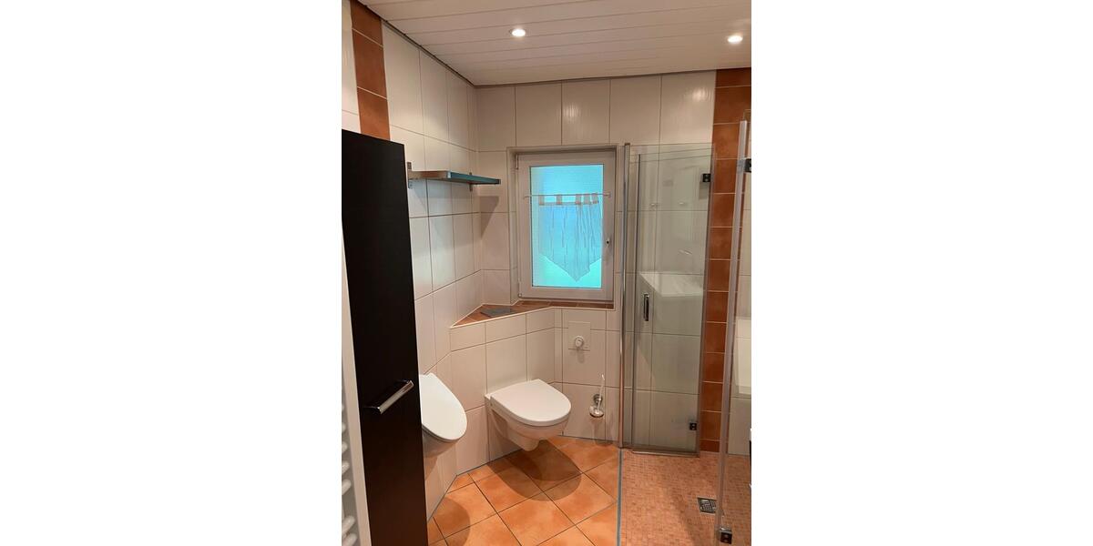 Erdgeschoßwohnung Urmitz - 2 Zimmer, 86 m&sup2;, 1.200&euro; | Angebot:25842192