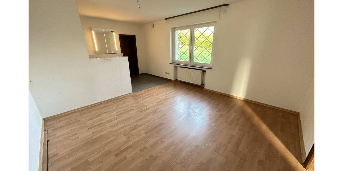 Einfamilienhaus Raubach - 9 Zimmer, 300 m&sup2;, 299.000&euro; | Angebot:25770006