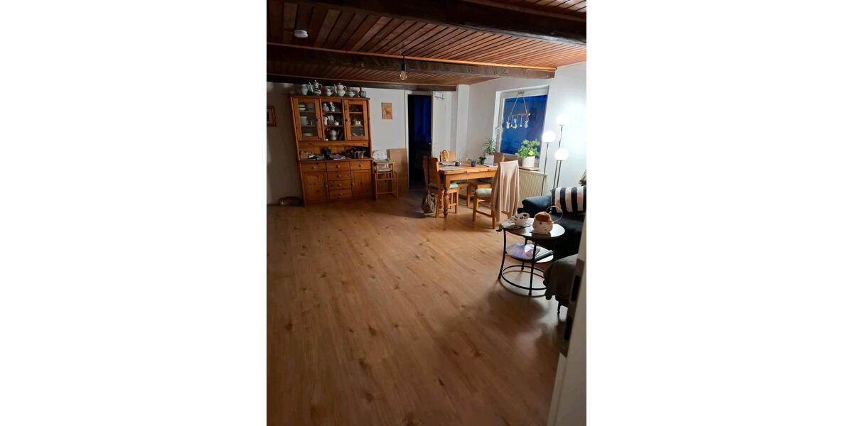 Dachgeschoßwohnung Selters (Westerwald) - 3 Zimmer, 95 m&sup2;, 665&euro; | Angebot:25866850