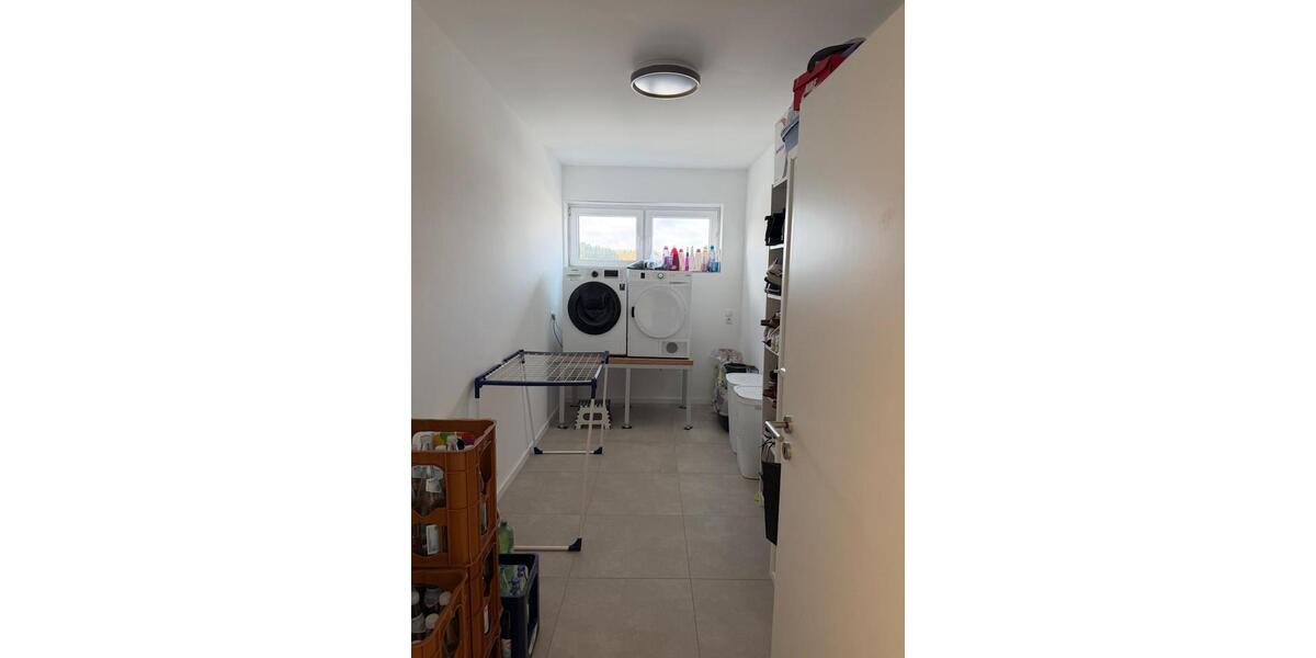 Etagenwohnung Urbach - 4 Zimmer, 123 m&sup2;, 1.250&euro; | Angebot:26000145