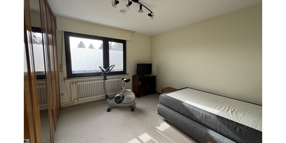 Zwei-Parteienhaus mit Baugrund - Zweifamilienhaus Niederzissen | Angebot:25145612