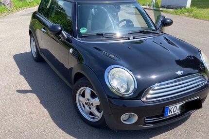 Mini ONE 96.000 km 2.800 &euro; Koblenz 56077