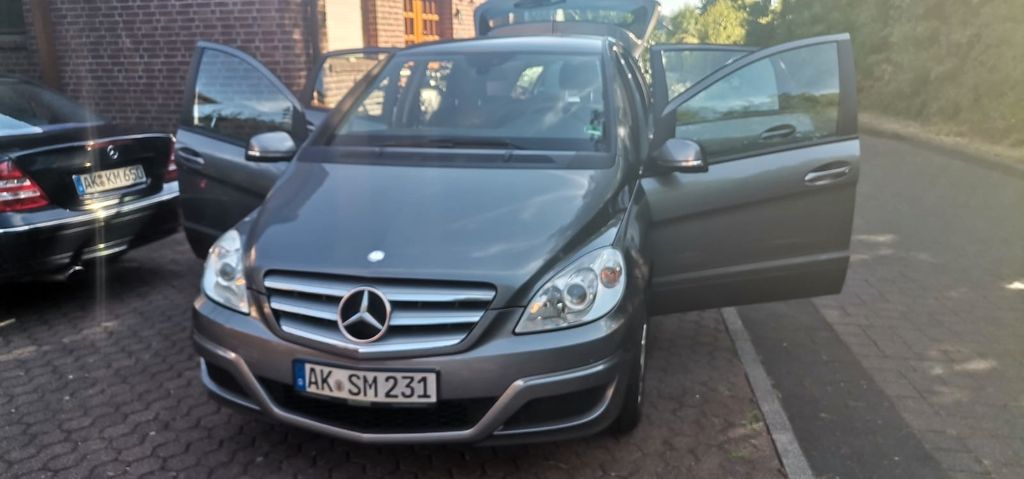 Mercedes-Benz B 170 236.110 km 2.500 &euro; Pleckhausen 56593