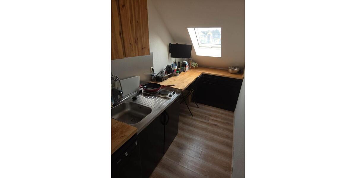 Dachgeschoßwohnung Andernach - 1 Zimmer, 38 m&sup2;, 305&euro; | Angebot:26635606