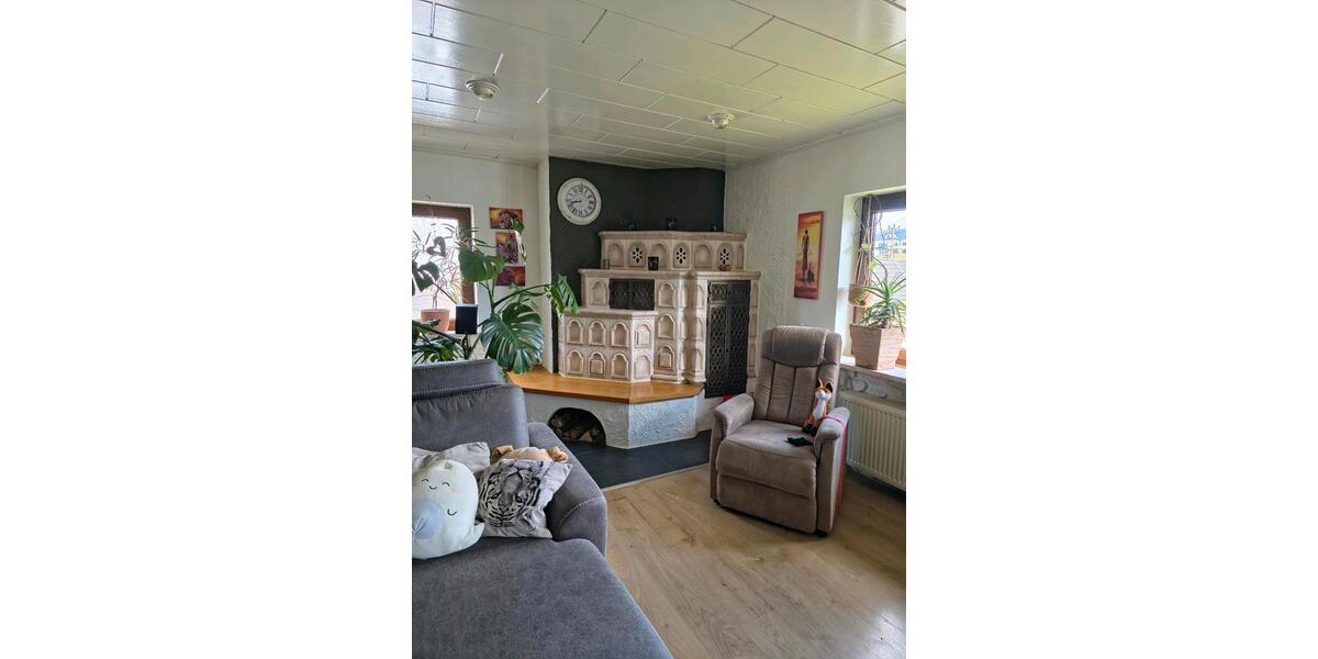 Etagenwohnung Puderbach - 5 Zimmer, 160 m&sup2;, 1.750&euro; | Angebot:26019680