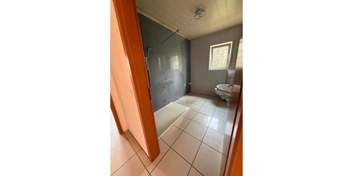 Dachgeschoßwohnung Wirges - 2 Zimmer, 54 m&sup2;, 600&euro; | Angebot:25893782