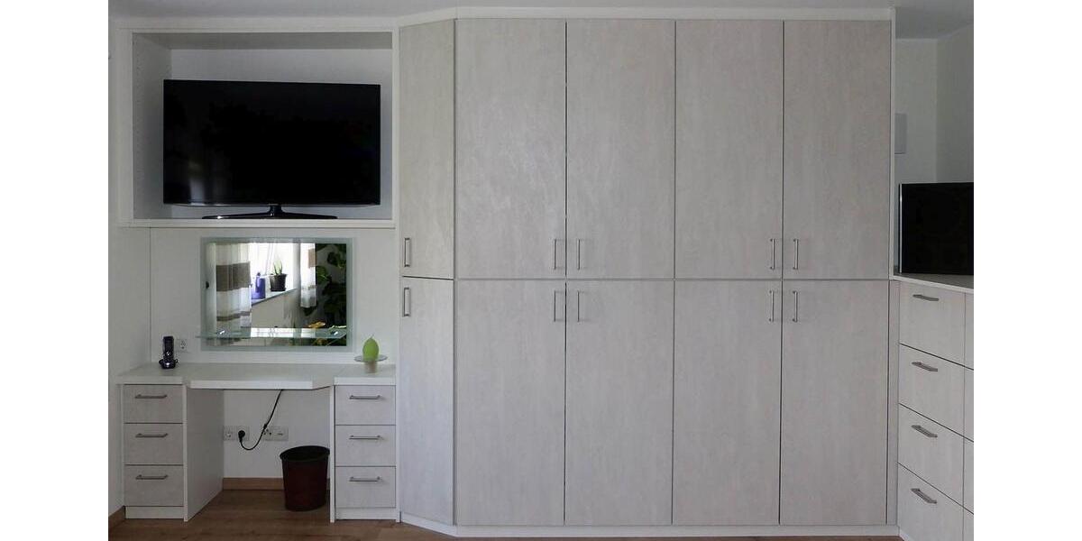 Etagenwohnung Horhausen (Westerwald) - 1 Zimmer, 97 m&sup2;, 1.060&euro; | Angebot:25719165