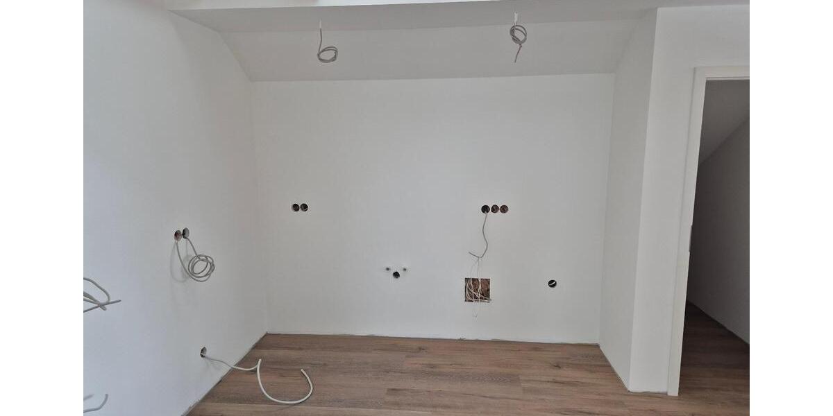 Dachgeschoßwohnung Polch - 5 Zimmer, 122 m&sup2;, 1.100&euro; | Angebot:25941920