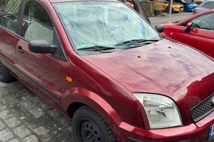 Ford Fusion 127.300 km 1.750 &euro; Windhagen 53578