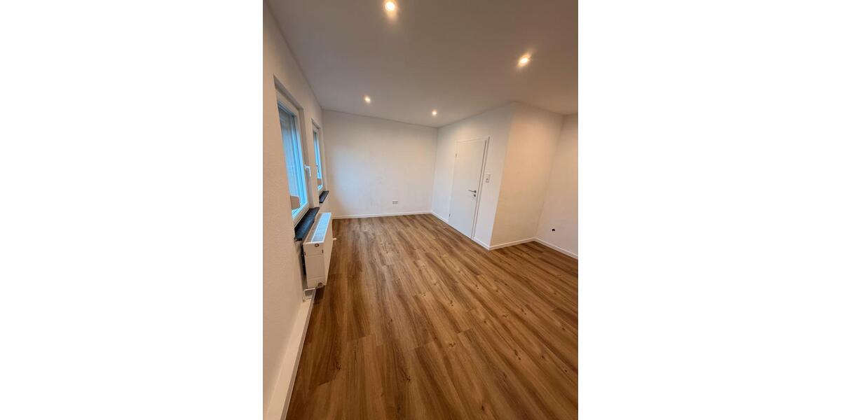 Dachgeschoßwohnung Steimel - 1 Zimmer, 53 m&sup2;, 450&euro; | Angebot:25765565