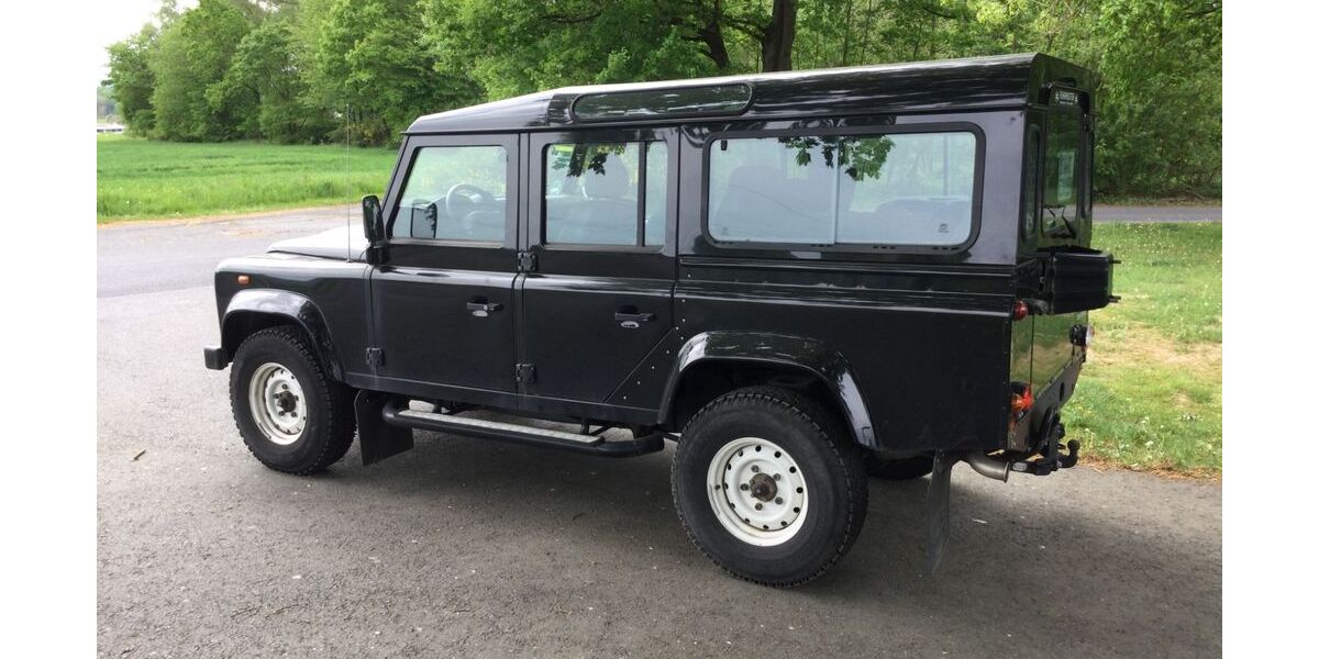 Land Rover Defender 8.700 km 64.900 &euro; Höhr-Grenzhausen 56203