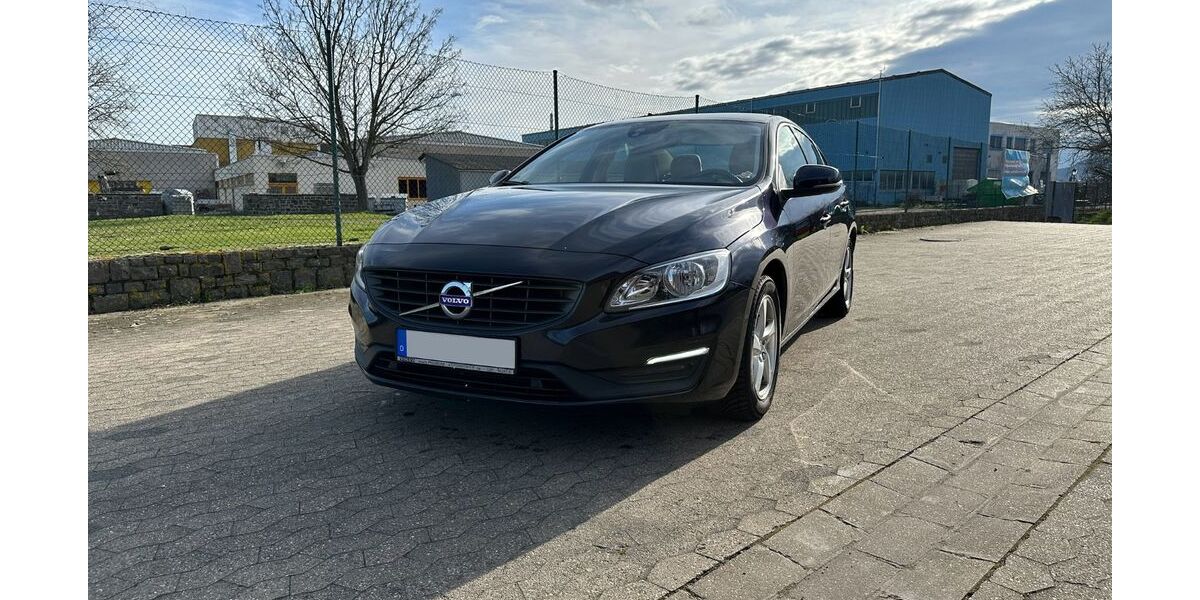 Volvo S60 218.500 km 8.300 &euro; Koblenz 56068