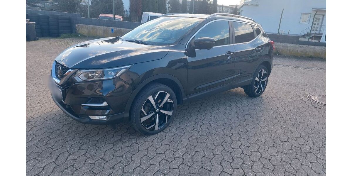Nissan Qashqai 130.100 km 14.300 &euro; Bad Neuenahr-Ahrweiler 53474