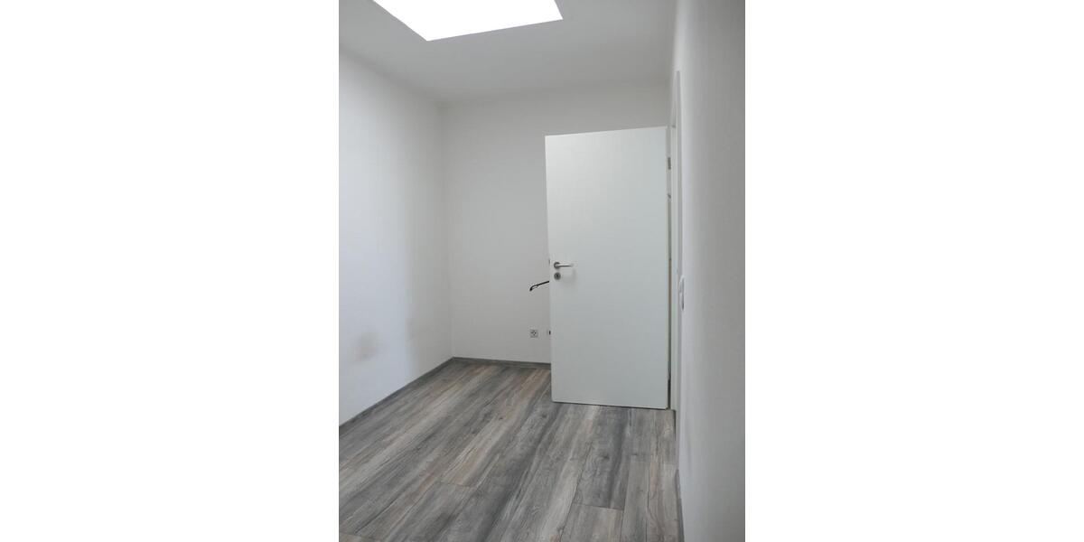 Etagenwohnung Braubach - 3 Zimmer, 100 m&sup2;, 985&euro; | Angebot:22991444