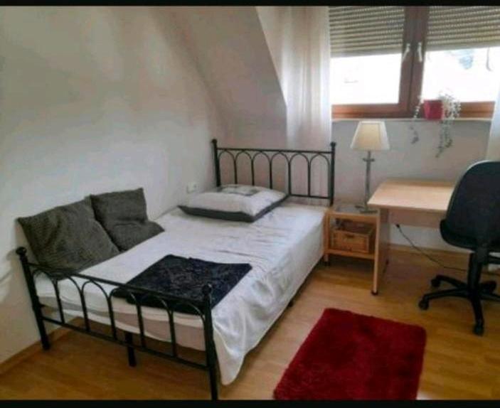 Etagenwohnung Ettringen - 1 Zimmer, 15 m&sup2;, 350&euro; | Angebot:22271517