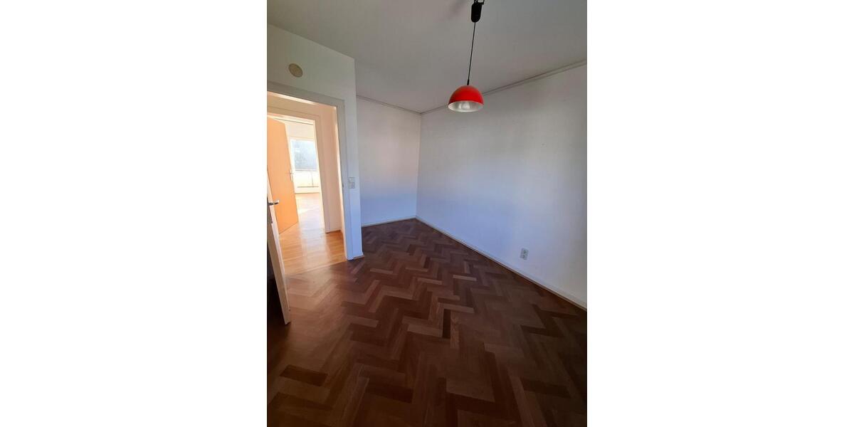 Reihenhaus Koblenz Arenberg-Immendorf - 9 Zimmer, 137 m&sup2;, 335.000&euro; | Angebot:25828170