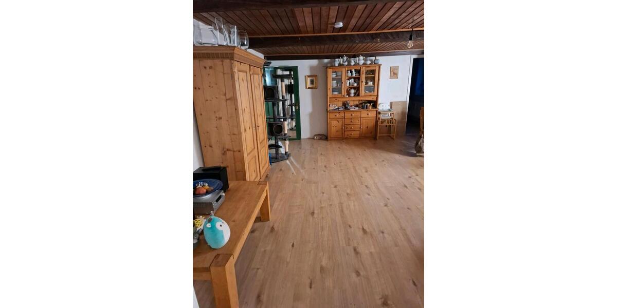 Dachgeschoßwohnung Selters (Westerwald) - 3 Zimmer, 95 m&sup2;, 665&euro; | Angebot:25866850