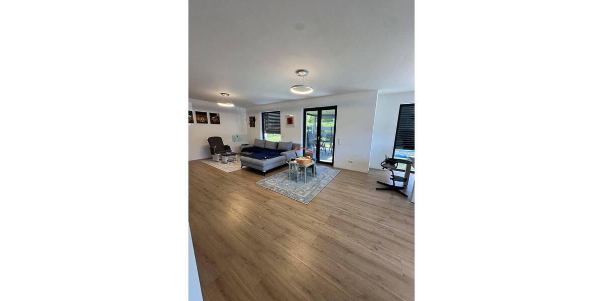 Einfamilienhaus Sankt Katharinen (Landkreis Neuwied) - 7 Zimmer, 180 m&sup2;, 2.400&euro; | Angebot:26806002