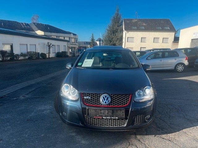 VW Golf 153.600 km 6.950 &euro; Mayen 56727