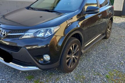 Toyota RAV 4 117.000 km 16.700 &euro; Nauort 56237
